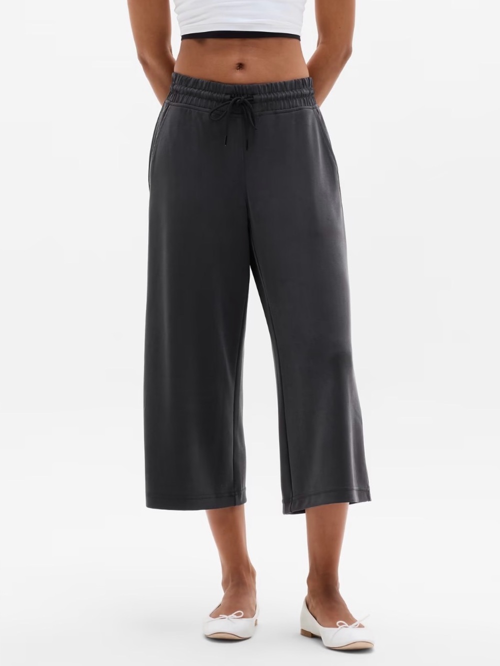 Athleta Seasoft Wide Leg Crop Pant Women Size Medium Black